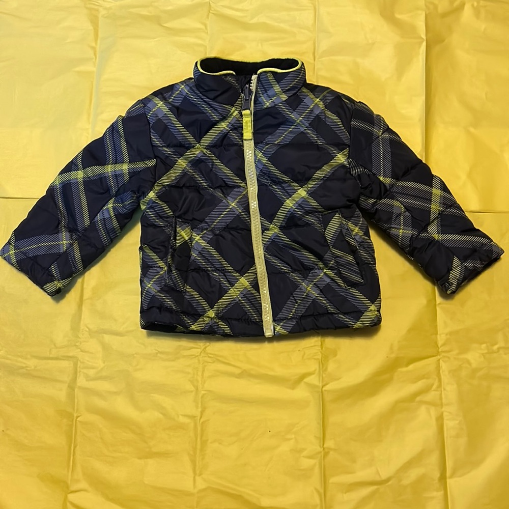 Healthtex. Very nice boys coat. Like new. Size 12 months